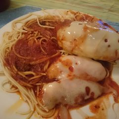 A picture of Chicken Parmesian.
