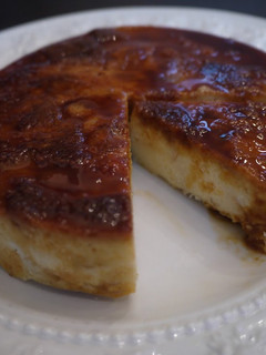 A picture of Bread Pudding Cake with Caramelized Bananas.