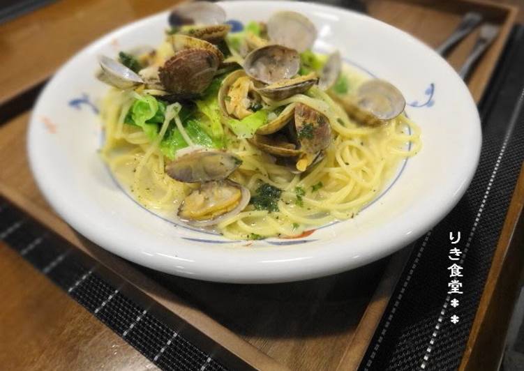 Recipe of Ultimate Spring Cabbage & Manila Clam Soup Pasta