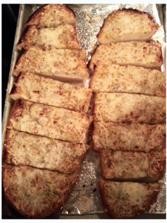 A picture of Tinklee's Cheesy Bread.