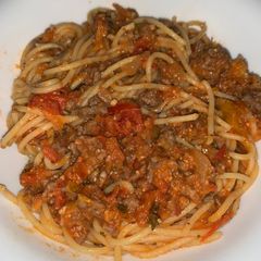 A picture of Spaghetti bolognese.
