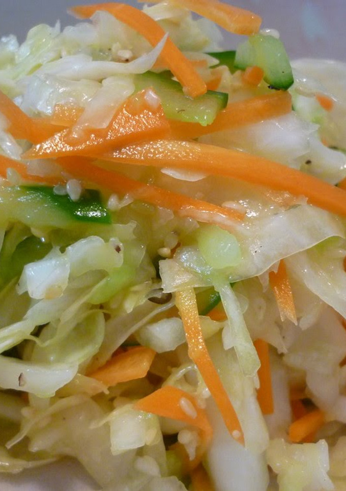 A picture of Refreshing Chinese Coleslaw.