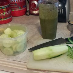 A picture of GREEN SMOOTHIE.