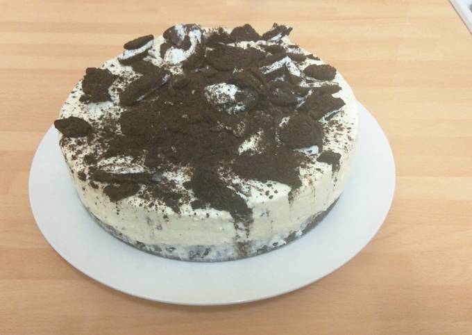 Recipe of Homemade Cookies and Cream Cheesecake