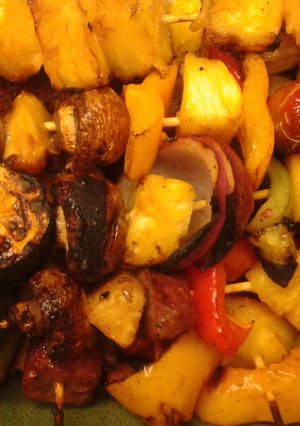 A picture of Teriyaki marinade.
