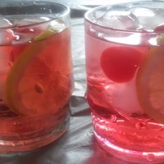 A picture of Zinfandel Pretty Pink Drink.