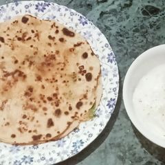A picture of Potato Parantha.