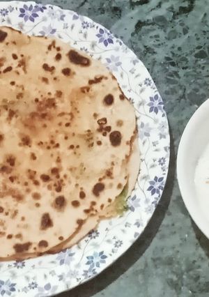 A picture of Potato Parantha.