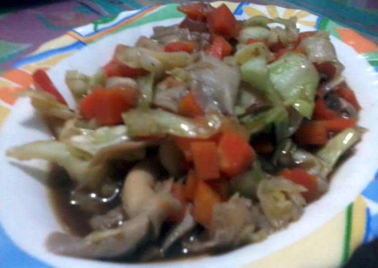 Recipe: Delicious Okalitus&#39; Veggie Mushroom Stew