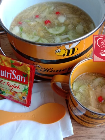 Langkah Mudah untuk Membikin Resep 289. Es Rujak NutriSari yang Uenak Anti Ribet, Bisa Manjain Lidah