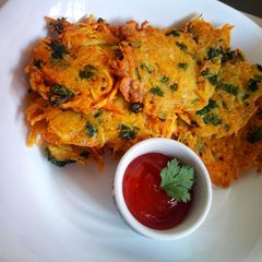 A picture of Extra crispy hash browns(potato cutlets).