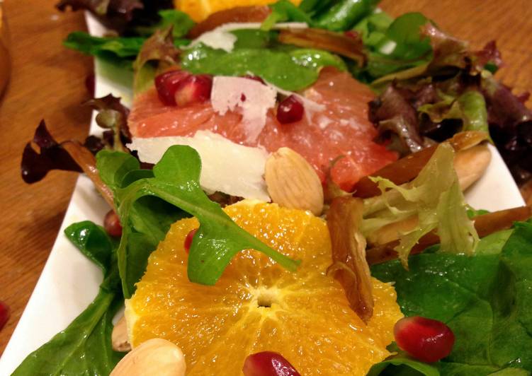 How to Prepare Ultimate Citrus Fruit Marcona Almond Salad