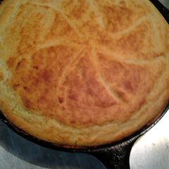A picture of cast iron bread.