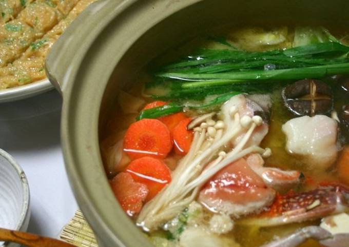Recipe of Homemade Miso-flavored Chanko Nabe (Hot Pot)