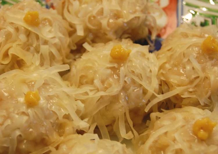 Recipe: Tasty Jumbo Sized Shumai (Siu Mai) Dumplings with Shrimp