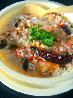 तड़के वाले दही चावल (tadke wali dahi chawal recipe in Hindi) रेसिपी मुख्य फोटो
