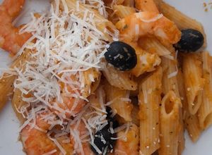 Foto de Penne com Tomate e Camarão