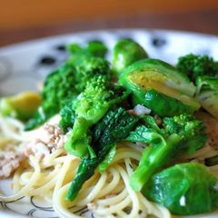 A picture of Pasta with Spring Veggies.