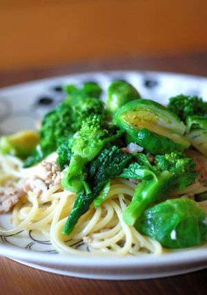 A picture of Pasta with Spring Veggies.