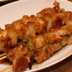 A picture of Yakitori In A Frying Pan.