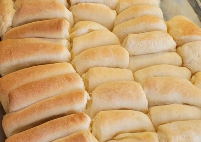 Mom Parkerhouse Rolls