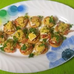A picture of Namkeen Monaco chaat.