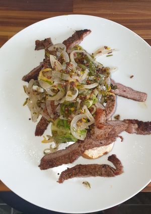 A picture of Sirloin Steak Sandwich twist.