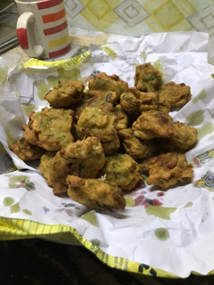 Una foto de Buñuelos de lechuga✨