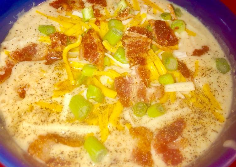 EASY Loaded potato soup 🥣 🧀 🥓