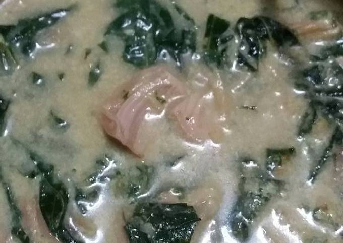 Gulai daun singkong dan nangka muda