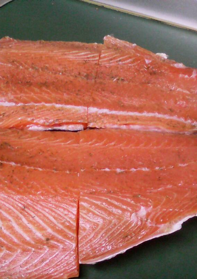 Una foto de Salmón marinado