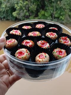 Foto resep Kue kering sprinkle strawberry finger print