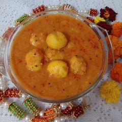A picture of Dum aloo.