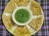 સ્ટફડ લીલી તુવેર અને વટાણા ના પરાઠા (Stuffed Lili Tuver Vatana Paratha Recipe In Gujarati)