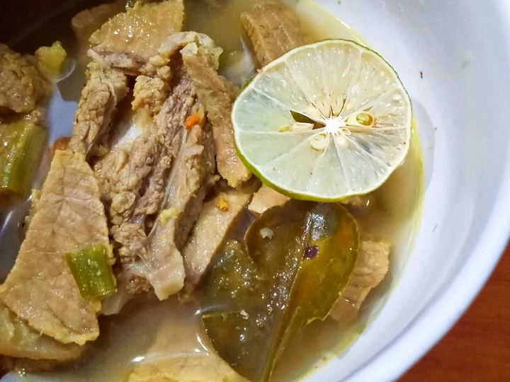 Langkah Gampang Menyiapkan Resep Soto Daging Sapi Kuah Bening yang Sempurna Anti Ribet, Menggugah Selera