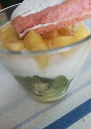 Une photo de Verrines kiwi ananas