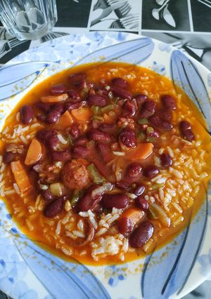 Una foto de Judías rojas con arroz