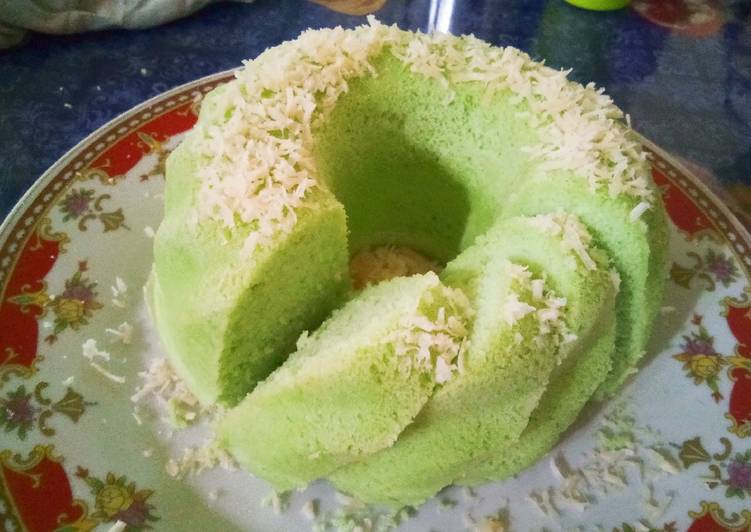 Resep Bolu kukus pandan sederhana oleh izmiii - Cookpad