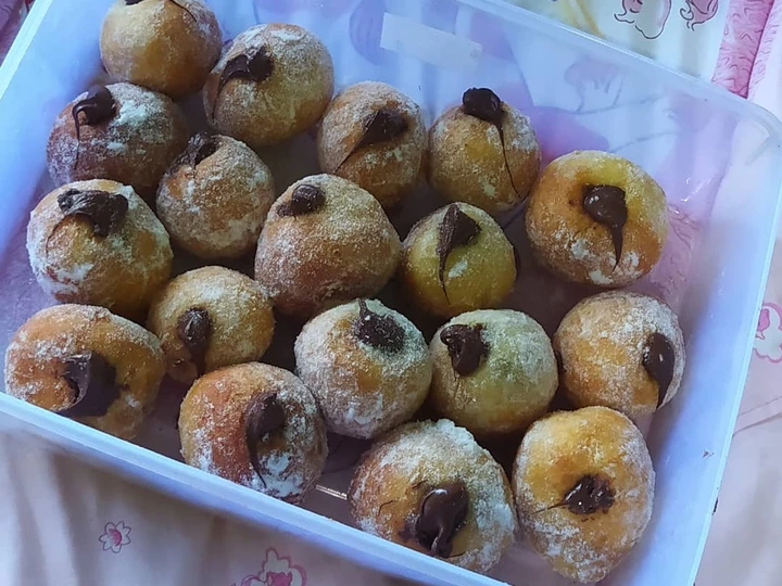 Easy Steps to Prepare Recipes Bomboloni kentang 2 the  Makes Drooling Tasty.