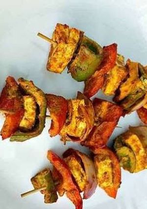 तवा पनीर टिक्का रेसिपी मुख्य फोटो