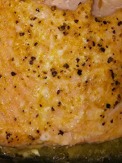 A picture of BgCtGal's Lemon Garlic Butter Salmon.