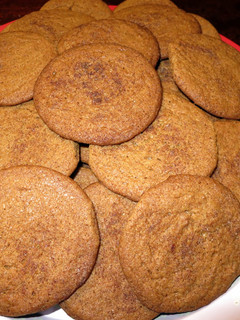 A picture of Cinnamon & Molasses Cookies.