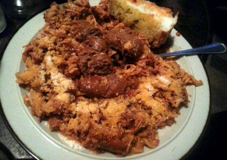 Extra Hearty Classic Italian Meat Sauce pasta Extra Hearty Classic Italian Meat Sauce pasta