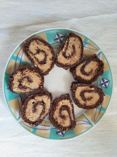 Gesztenyés keksztekercs recept fotója