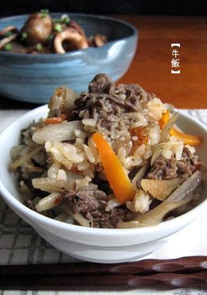 A picture of Beef, Burdock Root and Ginger Rice with Leftovers.