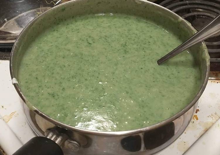 Vichyssoise with Spinach