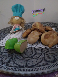 عکسی از دستور نون شیرین مغزدار 😋 (chocolate filled bread)