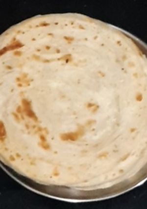 A picture of Laccha paratha.