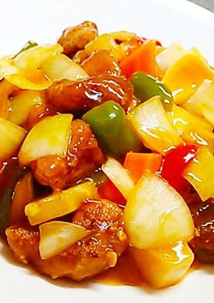 A picture of Healthy Sweet and Sour Pork Made Without Deep Frying.