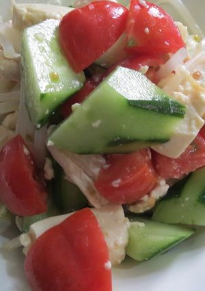 A picture of Filling Salad - Good for Dieting.